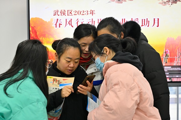 小武再出新招！多措并舉助力農民工返崗就業 第3張