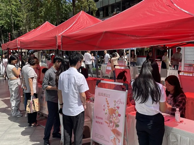 “家門口”的一站式服務！瑞方人力助力打造火車南站街道錦官新城社區特色就業IP 第4張